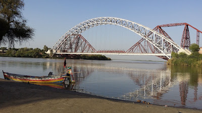 Lansdowne Bridge and Ayub Bridge over the Indus River in Sukkur city, Sindh, Pakistan